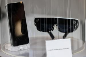 最新智慧眼鏡 Top 5 市佔排行出爐！蘋果、Google 將加入戰局