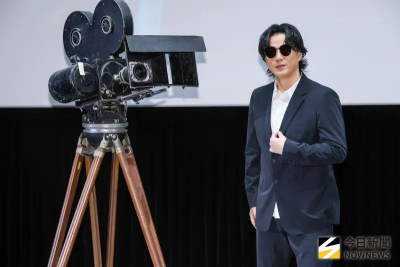 蕭煌奇再開地獄哏玩笑！揪粉一起用心看電影：影廳大到像我家客廳