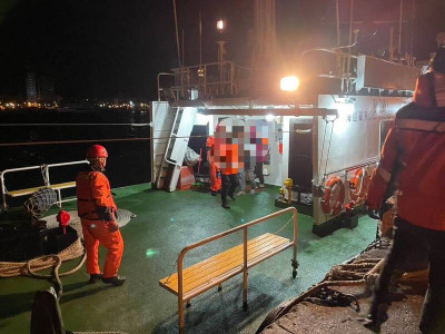 離島86歲長者骨盆骨折 空審不准空中運送  搭船折騰引爆民怨