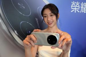 台灣手機市場有新品牌！首發旗艦開放預購　送DJI無人機