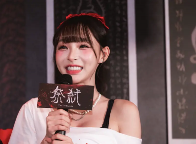 林襄不怕小強跟蛆！拍鬼片想化妝嚇人　嘆啦啦隊太歡樂哭不出來