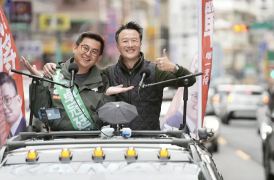 卓冠廷拋叛國也要鞭刑　他評國民黨「大選綁鞭刑」直接空大