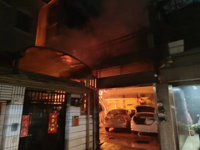 透天厝大火！5歲女與爸媽逃陽台　嘉義一家三口不幸身亡