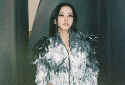 Jisoo切割家暴哥！疑在家不受寵　曾被親戚笑醜八怪：把我當外人