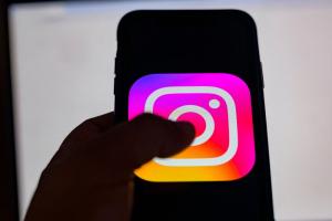 Instagram照片突變黑白！官方公布真相　恢復正常解法曝光