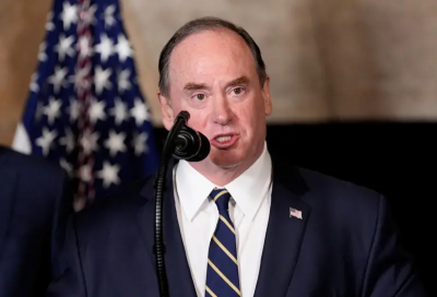 華府持續海上封鎖伊朗之際！美國海軍部長突然離職引議　