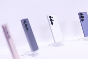 Galaxy S26 賣超好也沒用？三星執行長憂：手機出現史上第一次虧損