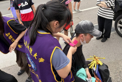 大甲媽遶境進香路途遠   物理治療系老師教你如何走好