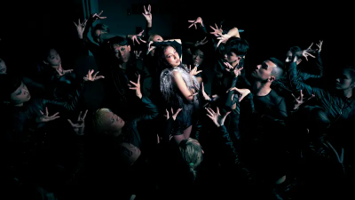 鬱欣擁百萬粉絲出道變歌手！她10歲拍周傑倫MV　社群貼文GD也按讚