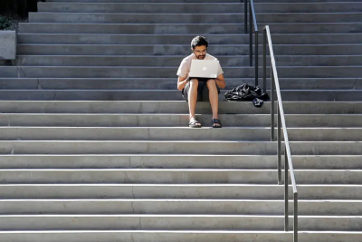 科技巨頭齊裁員！Meta、微軟砍逾2萬人　AI就業危機成現在進行式