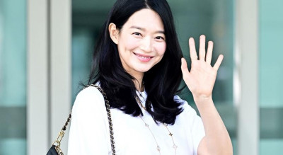 看似低調其實全身LV！野生申敏兒現身韓國機場從鞋包到珠寶都搶戲