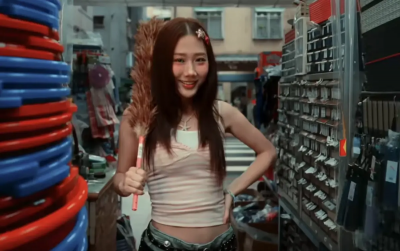 百萬YTR金針菇買早餐沒被阿姨叫美女！崩潰唱成歌　大跳洗腦舞