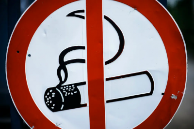 為抗議二手菸投訴上百次！北京研究生成「全校公敵」遭潛規則封殺