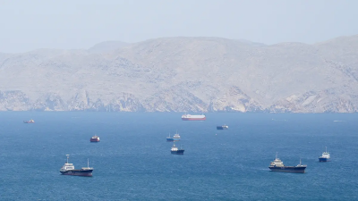 被困荷姆茲海峽60天！中國船長揭真實慘況：蔬果爛光、屍體存冰櫃