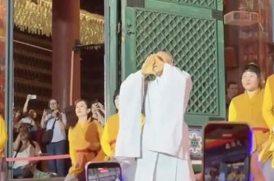 和尚跳GD太陽神曲片爆紅！扭腰頂胯舞完美消化　網笑瘋：袈裟boy