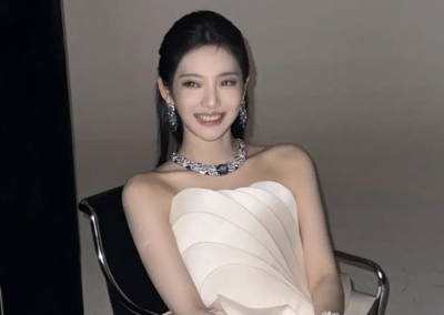 aespa寧寧幫隊友闢謠戀情！在Giselle緋聞報導下留笑哭表情