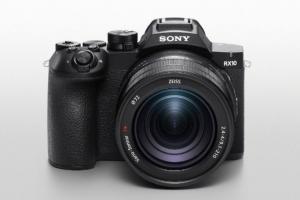 Sony RX10 V隨身型望遠相機洞察細節 首度導入AI即時辨識對焦 輕鬆掌握全方位拍攝題材