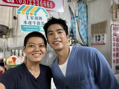 野生曾敬驊現身嘉義！喫人氣牛雜湯　店家被帥暈：親切像鄰家男孩