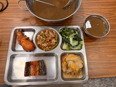 役政司長認「替代役夥食不大好」！菜色曝光　劉世芳掏私房錢加菜