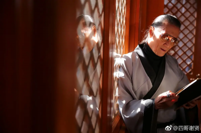 差49歲爺孫戀轟動演藝圈　謝賢給2千萬分手費昔吐心聲：不想害人
