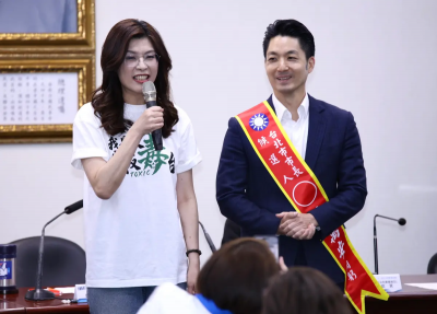 鄭麗文笑呵呵！驚爆當年「和蔣萬安睡一起」：每天都作戰