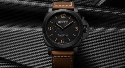 沛納海Luminor Marina碳纖維新作登場！無日期三明治錶盤 紋路獨一無二