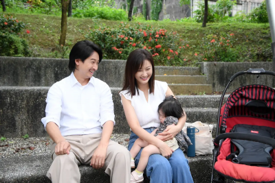 邱凱偉首闖台八！搭陳珮騏演夫妻　被童星融化了：想再生女兒
