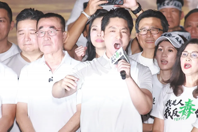 簡舒培逼問挺韓還挺傅　蔣萬安怒：韓也罵過賴清德妳挺嗎？