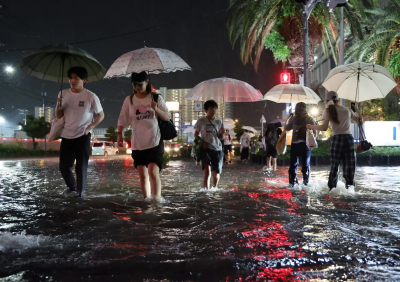 日本關東大暴雨！成田機場7000人滯留　已至少2死、1心肺停止