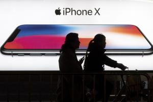 蘋果一代神機走入歷史！iPhone X全面停止維修　壞了官方不再修