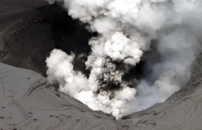 阿蘇火山警戒升至3級！2台人遺體「半年仍在火山口」　回收恐喊卡