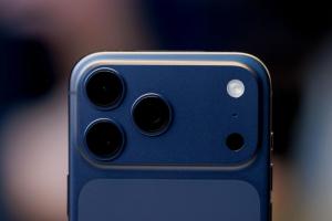 想要最強相機恐多花錢！傳iPhone 18 Pro Max獨佔可變光圈