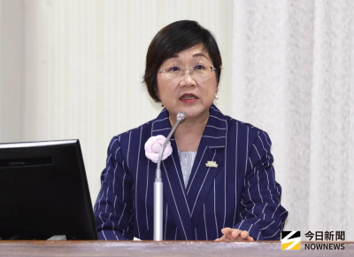 徐佳青傳明將考察27天！同黨立委力挺「勇敢出國」　她回英文6字