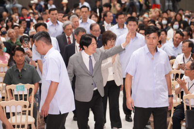 選味爆棚！賴清德8天3進彰化　王惠美沒來照樣送「水五金大禮包」