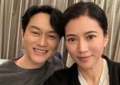 袁詠儀19歲兒超帥！185cm同台父張智霖　舞台飆彈吉他萬人看呆