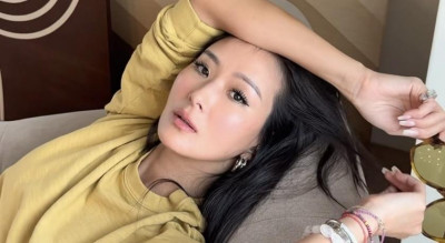 48歲孫芸芸鏡頭前突撩衣！平坦蠻腰直接見客「第一名媛」身材太狂