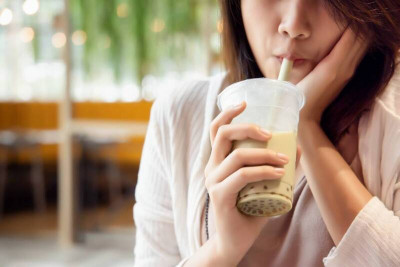 不只喝酒傷肝 醫：手搖飲釀「老肝」危機
