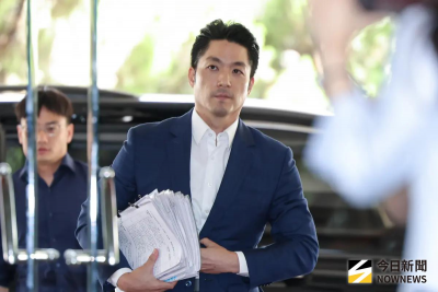 蔣萬安砸30萬想止血？學者毒舌嗆「比柯P貪財」：連演戲都沒天份