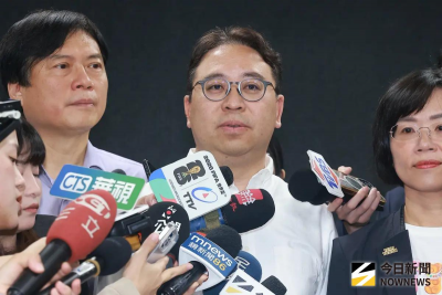 被控收涉案廠商獻金！黃世傑競辦反諷凌濤：難怪常常翻車