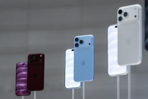 果粉最愛不是勃根地紅？中華電信iPhone 18 Pro預約2分鐘額滿