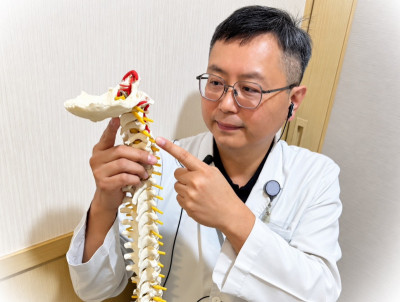 搏動性耳鳴與骨質疏鬆有關  醫：全身性骨質與結構退化警訊