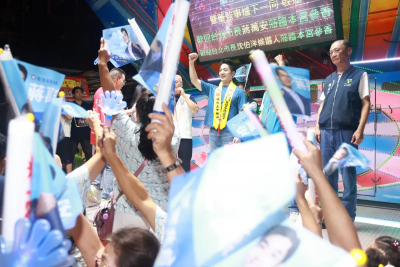 蔣萬安尬沈伯洋！300安粉力抗100洋流　王世堅大樁腳嗨喊：選總統