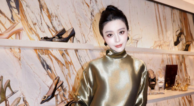 範冰冰從海外殺回華語時尚圈！FERRAGAMO挺「範爺」披金縷衣擺駕回宮