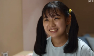 爸為賺錢逼小學女兒整形！直播手術過程賺流量　醫師一句話她爆哭
