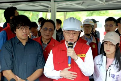「先救災可以嗎？」沈伯洋霸氣打斷傅崐萁：遲到還發表演說又撇責