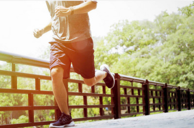 運動可緩解疼痛 研究：低強度、短時間效果更佳