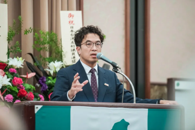 沈伯洋真被跟監！楊植鬥昔諷「刁民想害朕」急改口：是我錯了