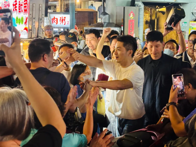 無預警現身！蔣萬安直搗綠票倉「廣州、梧州街」夜市　裏長這樣看