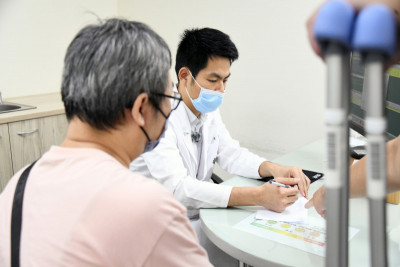 骨折癒合卻痛不欲生  複雜性局部疼痛症候群水滴碰到都像針刺