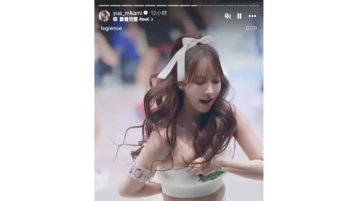 看見黑黑的！三上悠亞啦啦隊服太小「胸部掉一半出來」狂拉衣自救